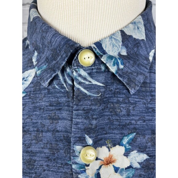 Tommy Bahama Hawaiian Button Down Camp Shirt Mens Size Medium 100% Silk Graphic - Picture 7 of 8